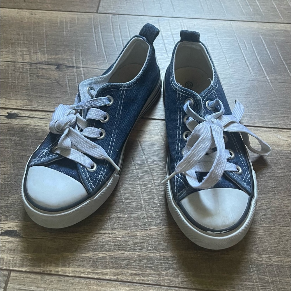 EpicSteps Sneakers Sz 10 Girls